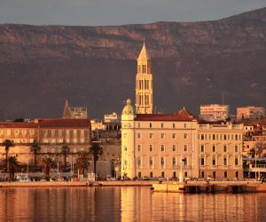 20.02.2021., Split - Jadrolinijin trajekt Marko Polo u gradskoj luci. Photo: Ivo Cagalj/PIXSELL
