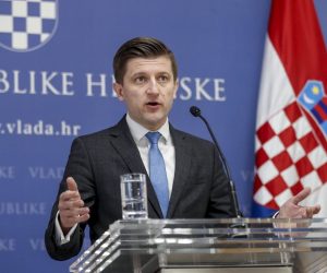 23.03.2021., Zagreb - Ministar financija Zdravko Maric odrzao je konferenciju za novinare u zgradi Vlade RH.
Photo: Slavko Midzor/PIXSELL