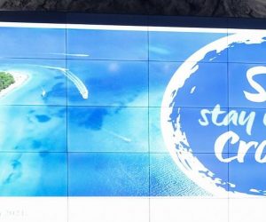 25.02.2021. Zagreb - Ministrica turizma i sporta Nikolina Brnjac i direktor Hrvatske turisticke zajednice Kristjan Stanicic predstavili su projekt "Safe stay in Croatia".  Oznake će, osim turističkih subjekata, moći koristiti i drugi u lancu putovanja, poput aviokompanija, benzinskih postaja, raznih turistickih sadrzaja, kulturnih i prirodnih atrakcija itd. Protokoli će biti uskladjeni s preporukama Hrvatskog zavoda za javno zdravstvo (HZJZ). Ukljucivat ce i naljepnicu s QR kodom koja se moze izloziti na vidljivom mjestu u objektu, a vodit ce i na posebnu internetsku stranicu  Photo:Zeljko Lukunic/PIXSELL