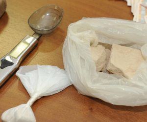 27.06.2013., Sibenik - U policijskoj upravi Sibensko-kninskoj zavrseno kriminalisticko istrazivanje u kojem je pronadjeno 726 grama marihune, 824 grama heriona, 18400 kuna te 4000 eura. Na konferenciji  za medije prisustvovali su nacelnik Ivica Kostanic, zamjenik Snadro Santini, Mirko Begura i Andjelo Klaric. Policijskim sluzbenicima u pretresu pomogao je i pas Ajax. 
Photo: Hrvoje Jelavic/PIXSELL