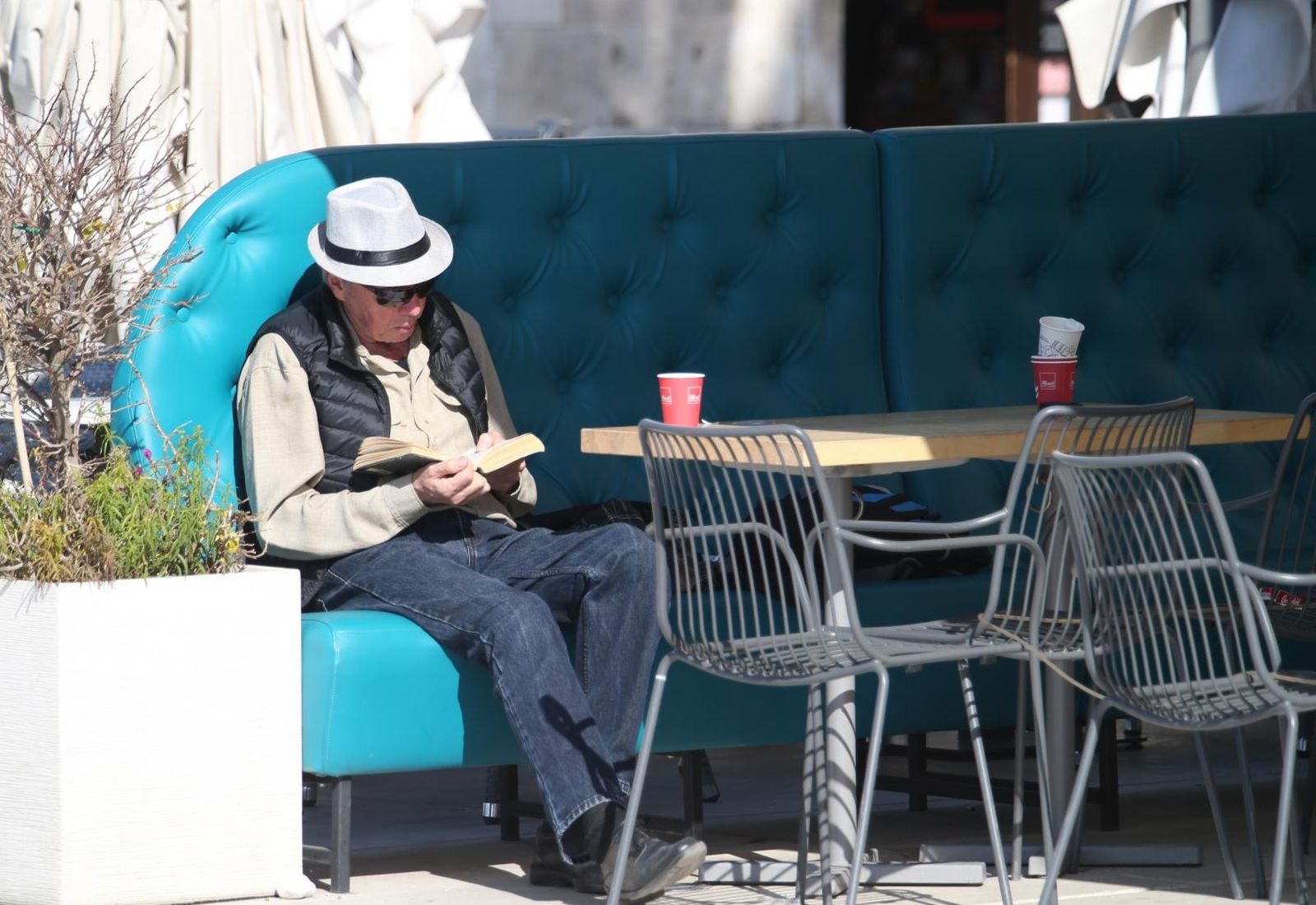 20.03.2020.,Split- Centar grada u vrijeme proglasenja posebnih pravila i zatvaranja ugostiteljskih objekata zbog smanjenja rizika sirenja korona virusa,
Photo:Ivo Cagalj/PIXSELL