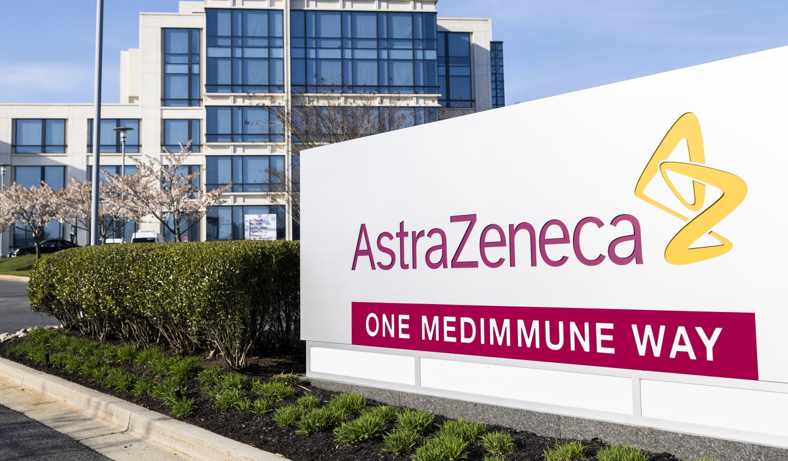 epa09117004 One of two US headquarters for the pharmaceutical and biotechnology company AstraZeneca in Gaithersburg, MD, USA, 05 April 2021. The European company is searching for a new manufacturer in the US for its COVID vaccinations after the Biden administration halted production at BaltimoreÕs Emergent BioSolutions plant.  EPA/JIM LO SCALZO