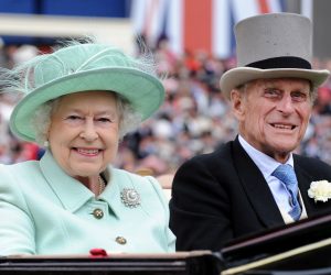epa09123944 (FILE) - A picture dated 21 June 2012 shows Britain's Queen Elizabeth II (L) and her husband Prince Philip, Duke of Edinburgh arriving to attend Ladies Day at Royal Ascot race meeting, in Ascot, Britain  (reissued 09 April 2021. According to the Buckingham Palace, Prince Philip has died aged 99.  EPA/ANDY RAIN