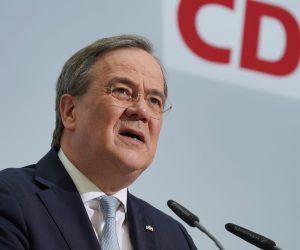epa09130773 Armin Laschet, leader of the German Christian Democrats (CDU), speaks to the media at CDU headquarters shortly after the CDU leadership met about the chancellor candidacy, in Berlin, Germany, 12 April 2021.  EPA/Sean Gallup / POOL