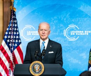 epa09155173 US President Joe Biden delivers remarks during the virtual Leaders Summit on Climate in the East Room of the White House in Washington, DC, USA, 23 April 2021. The meeting is intended to underline the urgency and economic benefits of stronger climate action on the road to the United Nations Climate Change Conference (COP26) in Glasgow in November 2021. Around 40 international leaders attend the summit.  EPA/ANNA MONEYMAKER / POOL