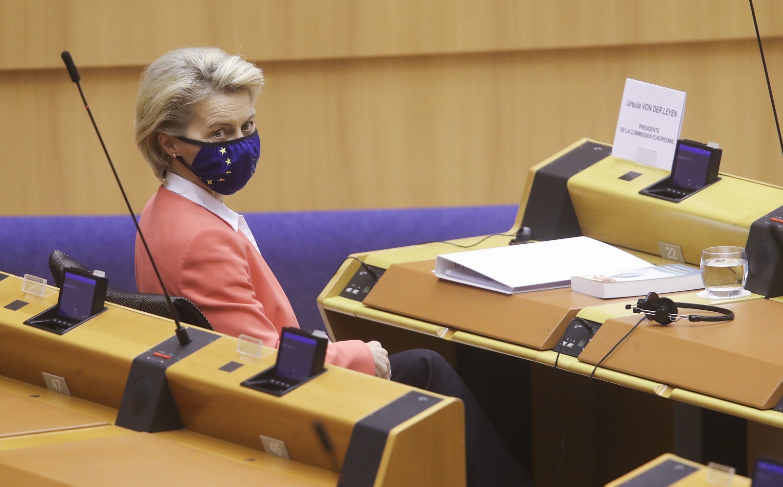 epa09162032 European Commission President Ursula von der Leyen at the first day of a plenary session of the European Parliament in Brussels, Belgium, 26 April 2021. Conclusions of the European Council and outcome of EU and Turkey meeting is the main debate.  EPA/OLIVIER HOSLET