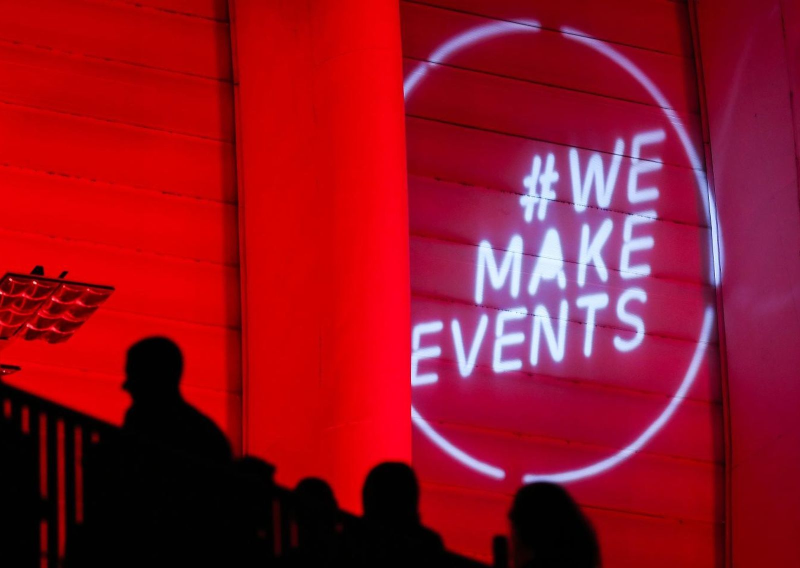 01.09.2020., Zagreb - Kao dio globalne inicijative Red Alert kojom se podize svijest o kriznoj situaciji u kojoj se nasla cijela event industrija u crvenoj boji zasvjetlila je na tisuce lokacija medju kojima i zagrebacka Arena.
Photo: Luka Stanzl/PIXSELL
