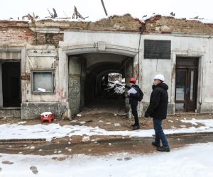 02.02.2021., Petrinja - Staticari Ministarstva kulture u procjeni stete nad zgradama zasticenog kulturnog spomenika.
Photo: Robert Anic/PIXSELL