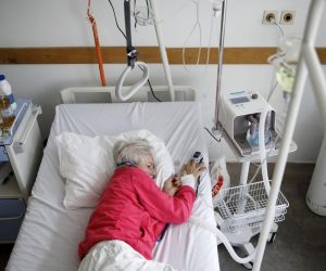 02.04.2021., Sarajevo, Bosna i Hercegovina - U sarajevskoj Opcoj bolnici ukupno je 186 hospitaliziranih usljed zaraze virusom Covid-19. Ukupno 10 pacijenata je na intenzivnoj njezi, a cetiri na respiratoru. 1. travnja je, nakon dugo vremena, bio prvi dan bez smrtnih slucajeva.
Photo: Armin Durgut/PIXSELL