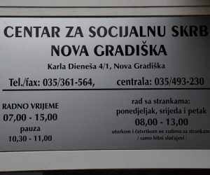 02.04.2021., Nova Gradiska -  Centar za socijalnu skrb Nova Gradiska, ravnatelj Centra Branko Madunic govori o slucaju pretucene djevojcice koja se u bolnici bori za zivot.
Photo: Ivica Galovic/ PIXSELL