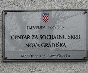 02.04.2021., Nova Gradiska -  Centar za socijalnu skrb Nova Gradiska, ravnatelj Centra Branko Madunic govori o slucaju pretucene djevojcice koja se u bolnici bori za zivot.
Photo: Ivica Galovic/ PIXSELL
