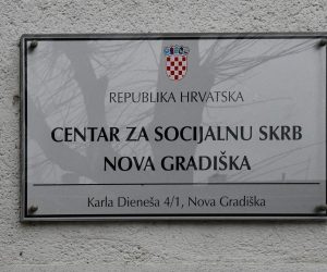 02.04.2021., Nova Gradiska -  Centar za socijalnu skrb Nova Gradiska, ravnatelj Centra Branko Madunic govori o slucaju pretucene djevojcice koja se u bolnici bori za zivot.
Photo: Ivica Galovic/ PIXSELL
