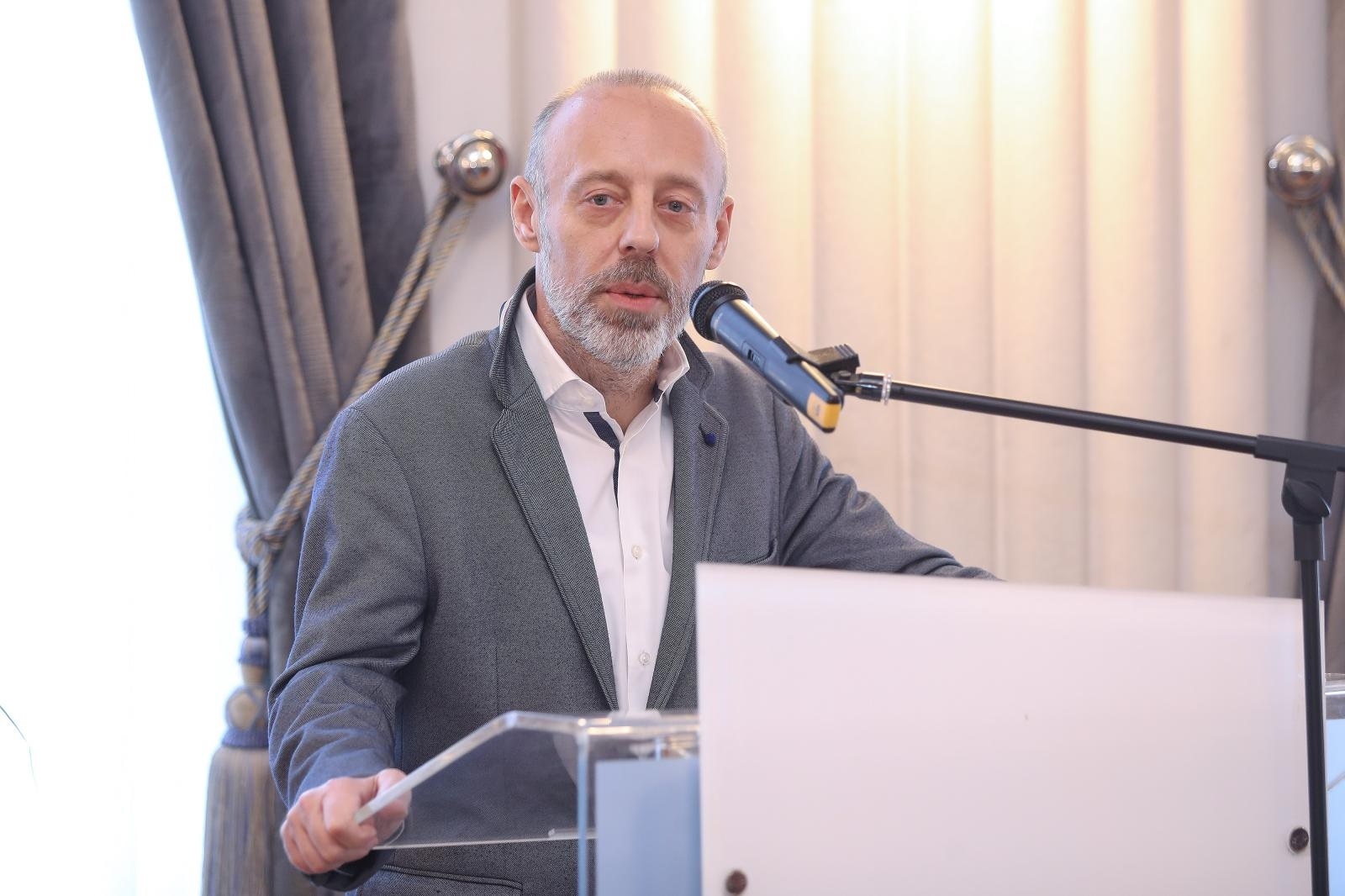 06.11.2019., Zagreb - Okrugli stol o utjecaju medija na korisnike socijalne skrbi i potpore socijalnim radnicima, eticnom izvjestavanju u medijima, pravu novinara da izvjestavaju o temama od javnog interesa u organizaciji Hrvatske komore socijalnih radnika i Hrvatskog novinarskog drustva. Antun Ilijas. 
Photo: Luka Stanzl/PIXSELL