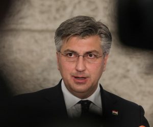 07.04.2021., Zagreb - Predsjednik Vlade Andrej Plenkovic dao je izjavu medjima u Hrvatskom saboru nakon zavrsetka aktualnog prijepodneva. Photo: Robert Anic/PIXSELL