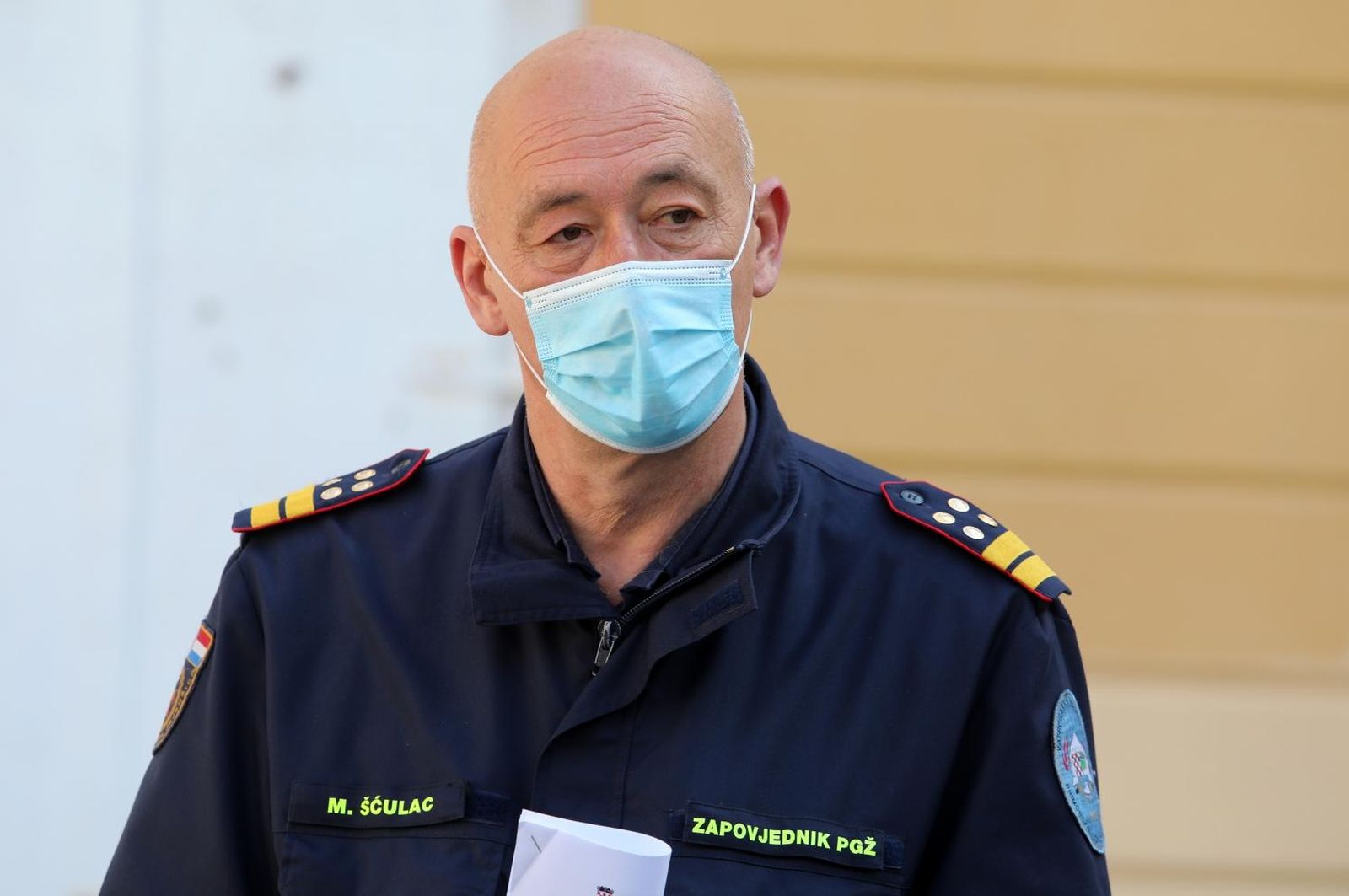 09.04.2021., Rijeka - Konferencija za medije clanova Stozera Civilne zastite Primorsko-goranske zupanije na Trgu rijecke rezolucije. Nacelnik Mladen Sculac Photo: Goran Kovacic/PIXSELL