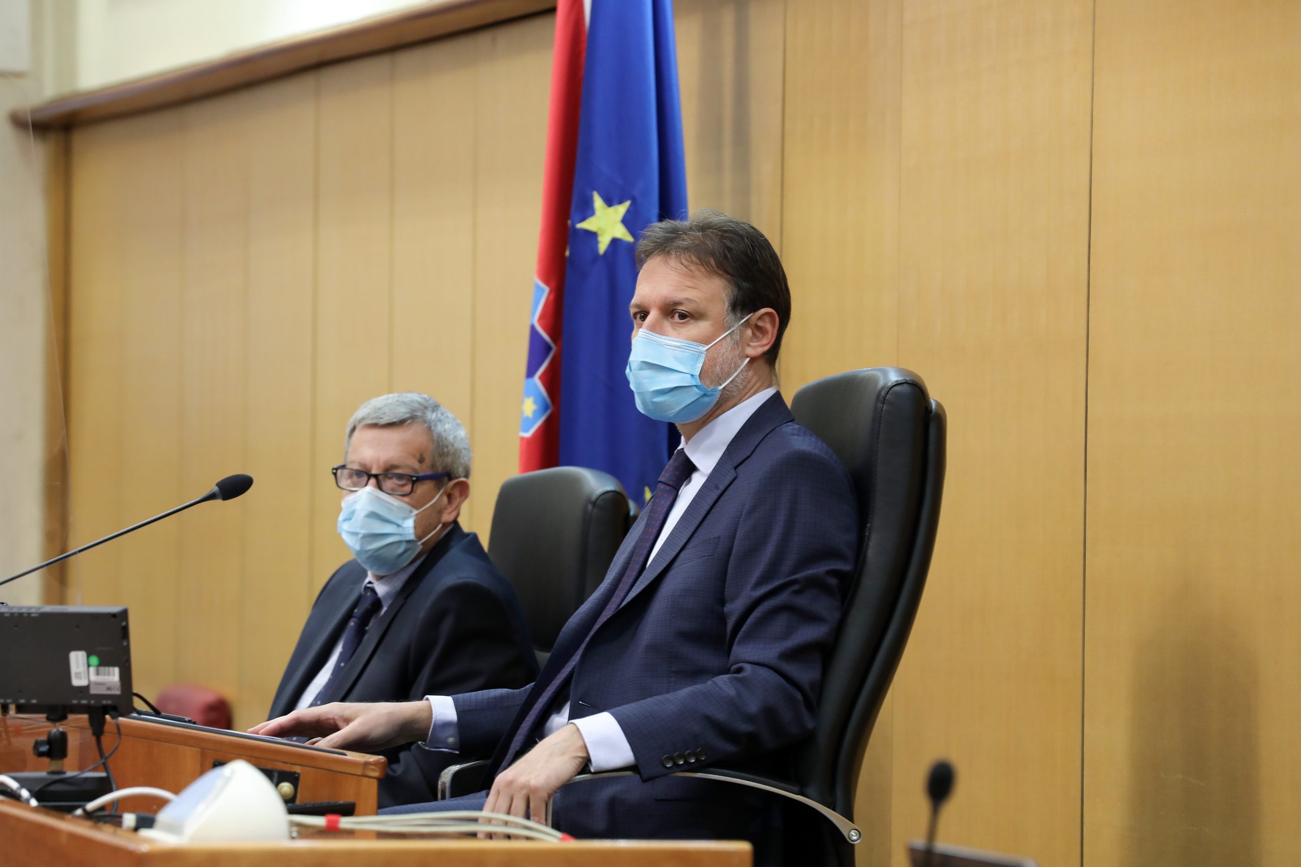 10.02.2021., Zagreb -Sjednica sabora nastavljena  raspravom o Prijedlogu zakona o izmjenama i dopuni Zakona o poticanju ulaganja, s Konacnim prijedlogom zakona. Gordan Jandrokovic 
Photo: Emica Elvedji/PIXSELL