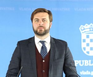 11.03.2021., Zagreb - Ministar Tomislav Coric obratio je medijima nakon sjednice Vlade.
Photo: Patrik Macek/PIXSELL