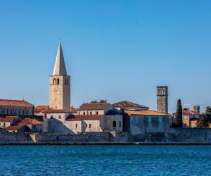 13.02.2021., Porec - 
Suncan i vjetrovit dan u Porecu.
Photo: Srecko Niketic/PIXSELL
