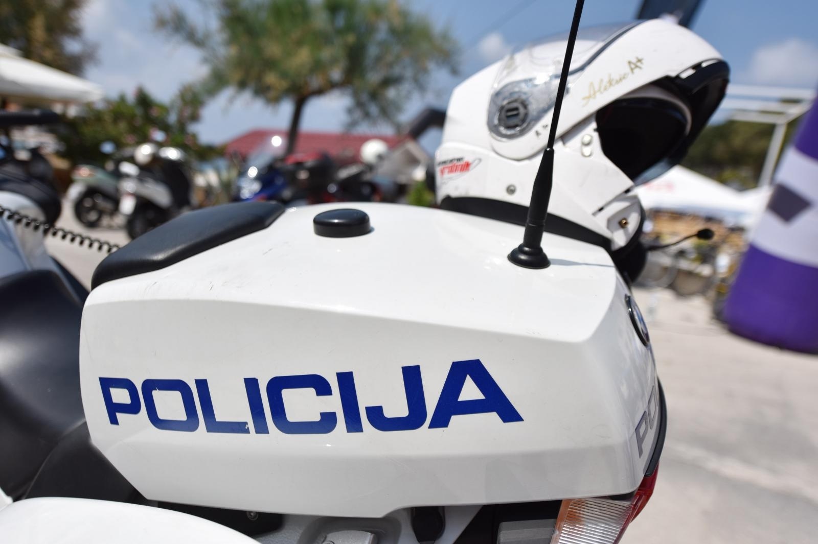 13.05.2018., Sibenik - Oznake na policijskim motorima. 
Photo: Hrvoje Jelavic/PIXSELL