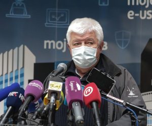 15.03.2021., Zagreb - Redovita konferencija za novinare Stozera civilne zastite Grada Zagreba. Konferenciji su nazocili, dr Zvonimir Sostar, dr Olivera Majic i dr Vjekoslav Jelac
Photo: Robert Anic/PIXSELL