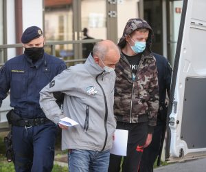 15.04.2021., Velika Gorica - Policija je u Zapresicu uhitila više osoba povezanih s proizvodnjom i preprodajom droge koji su dovedeni na Zupanijski sud u Velikoj Gorici. Photo: Zeljko Lukunic/PIXSELL
