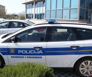 17.04.2019., Kastela - Policijska postaja u Kastelima nalazi se u Kastel Sucurcu. Photo: Ivo Cagalj/PIXSELL