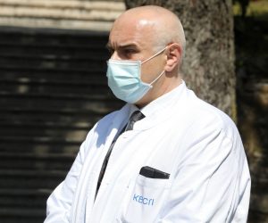 17.04.2021., Rijeka - Ravnatelj KBC-a Rijeka Alen Ruzic tijekom posjeta ministra zdravstva Vilija Berosa KBC-u Rijeka. Photo: Goran Kovacic/PIXSELL