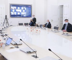 17.12.2020., Zagreb -Pod predsjedanjem premijera Plenkovica u banskim dvorima je odrzana sjednica znanstvenog savjeta za borbu protib koronavirusa.
Photo: Patrik Macek/PIXSELL