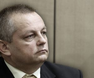 22.01.2016., Zagreb - Mandatar Tihomir Oreskovic na drugoj sjednici 8. saziva Hrvatskog sabora predstavio program Vlade i njezine clanove te od zastupnika zatrazio da mu iskazu povjerenje. Mijo Crnoja, ministar branitelja.
Photo: Goran Stanzl/PIXSELL