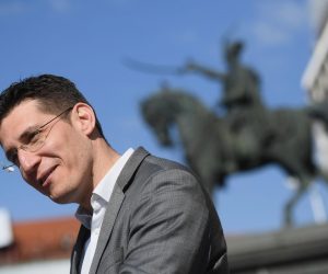 23.04.2021., Zagreb - Kandidat Mosta za gradonacelnika Zagreba Zvonimir Troskot na konferenciji za medije na Trgu bana Josipa Jelacica, kod spomenika banu Jelacicu, predstavio je  svoje kandidatkinje za zamjenice gradonacelnika. 
Photo: Marko Lukunic/PIXSELL