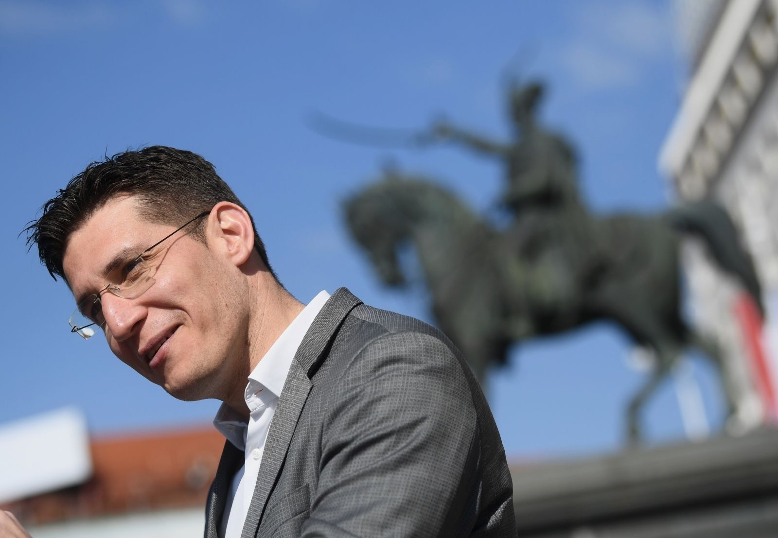 23.04.2021., Zagreb - Kandidat Mosta za gradonacelnika Zagreba Zvonimir Troskot na konferenciji za medije na Trgu bana Josipa Jelacica, kod spomenika banu Jelacicu, predstavio je  svoje kandidatkinje za zamjenice gradonacelnika. 
Photo: Marko Lukunic/PIXSELL