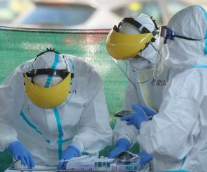 23.11.2020., Zagreb - Od danas u Zagrebu na 12 lokacija krece antigensko testiranje na koronavirus brzim testovima, ciji se nalaz dobiva za 15 minuta, a za sto je trenutno osigurano 50.000 testova. Organizaciju i testiranje pucanstva u Zagrebu u sto kracem vremenu provest ce Nastavni zavod za javno zdravstvo dr. Andrija Stampar i Dom zdravlja Centar - Dom zdravlja istok i Dom zdravlja zapad u kooordinaciji s Gradskim uredom za zdravlje. Dom zdravlja Zagreb - Zapad 1, Prilaz baruna Filipovica 11, testiranje na koronavirus. 
Photo: Goran Stanzl/PIXSELL