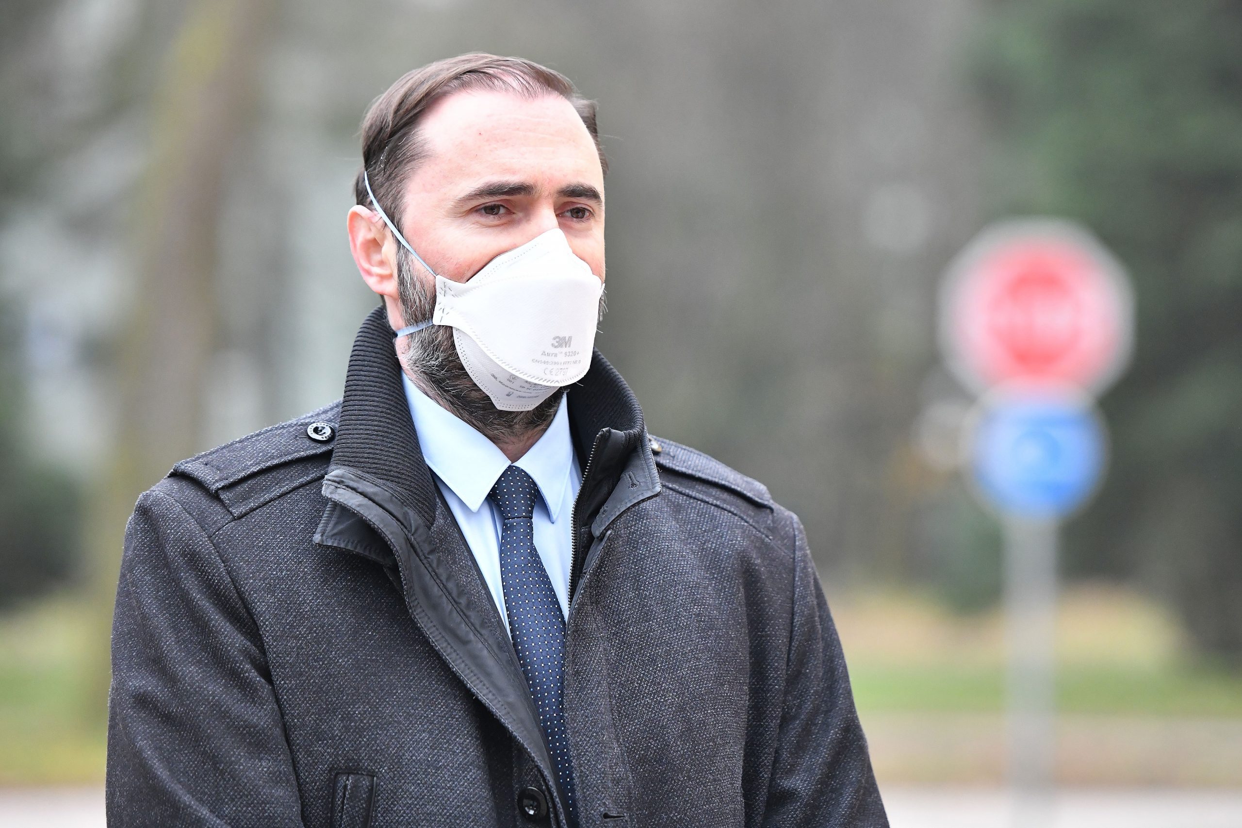 25.11.2020., Varazdin- Predsjednik Hrvatske lijecnicke komore Kresimir Luetic posjetio je Opcu bolnicu Varazdin gdje oboljele od koronavirusa u tranziru smjestaju u satore.
Photo: Vjeran Zganec Rogulja/PIXSELL