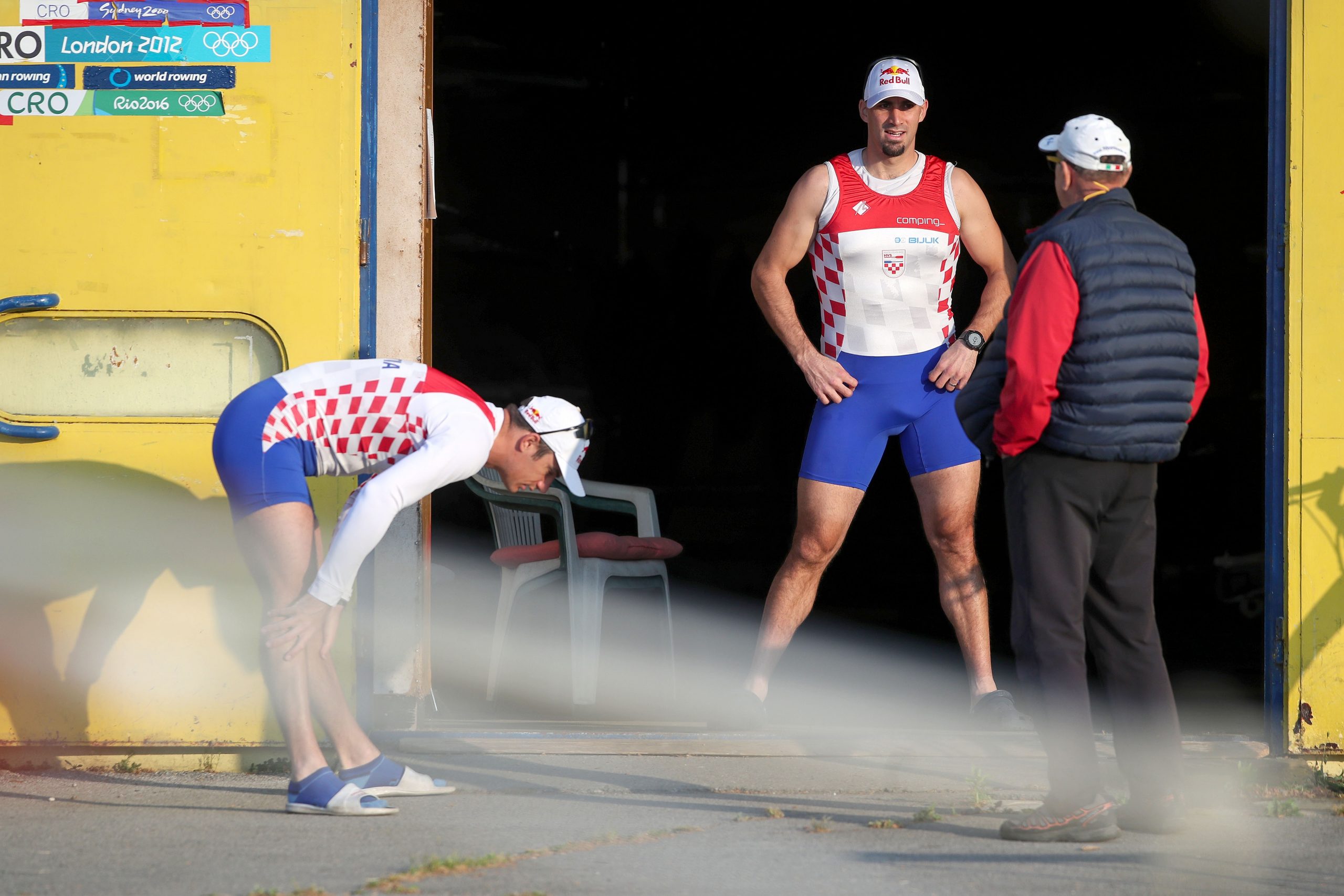 27.04.2020., Zagreb, SRC Jarun - Olimpijski pobjednici Valent i Martin Sinkovic u dvojcu bez kormilara ponovno na treningu na  vodi nakon sestotjedne pauze. Iz epidemioloskih razloga i u sklopu sportskog centa Jarun sportasima je bilo zabranjeno trenirati pa su ponajbolji svjetski veslaci s odusevljenjem docekali odluku Vlade RH i Nacionalnog stozera Civilne zastite o otvaranju sportskih objekata za sportase prve i druge kategorije.
Photo: Igor Kralj/PIXSELL