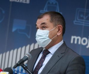 27.11.2020., Zagreb - Konferencija za medije  Stozera civilne zastite Grada Zagreba o aktualnoj situaciji u gradu s koronavirusom. Ivica Lovric.

Photo: Zeljko Lukunic/PIXSELL