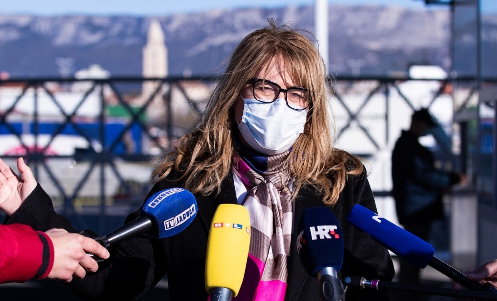 30.11.2020., Split - Epidemiolosko testiranje od danas se obavlja u splitskoj Trajektnoj luci na terminalu za kruzere. Na tom su mjestu dva odvojena punkta - jedan za osobe koje dolaze vozilom i koriste drive-in uslugu i drugi punkt za sve one koji dolaze na testiranje kao pjesaci.
Ravnateljica Nastavnog zavoda za javno zdravstvo Splitsko-dalmatinske zupanije Zeljka Karin
Photo: Milan Sabic/PIXSELL