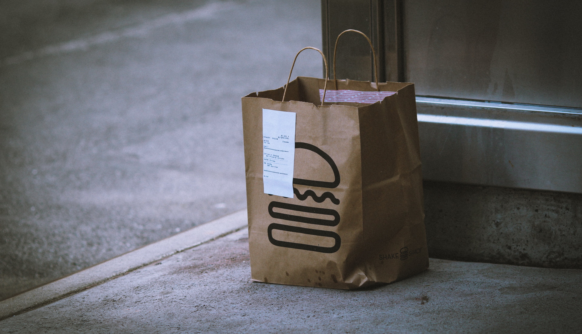 Unsplash/Jon Tyson
