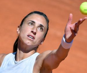 epa09201477 Petra Martic of Croatia in action during her women's singles semifinal match against Karolina Pliskova of Czech Republic at the Italian Open tennis tournament in Rome, Italy, 15 May 2021.  EPA/ETTORE FERRARI