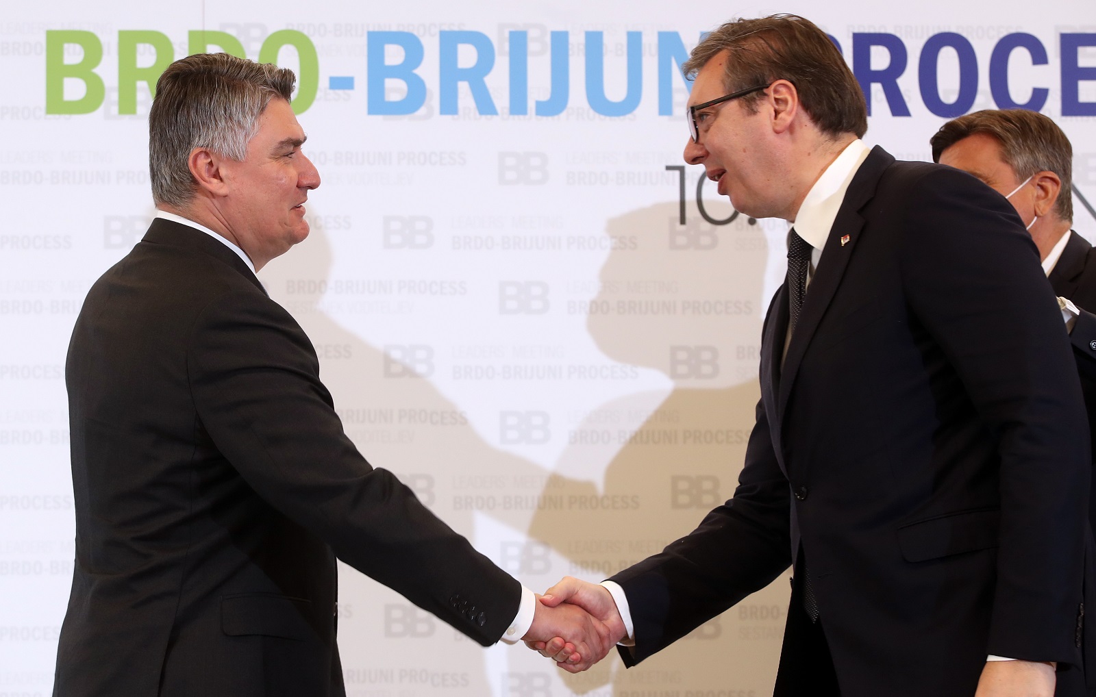 Brdo kod Kranja, 17.05.2021 - Sastanak na vrhu Procesa Brdo-Brijuni u Brdu kod Kranja. Na slici Zoran Milanovic, Borut Pahor, predsjednik Srbije Aleksandar Vucic.
foto HINA/ Damir SENCAR/ ds