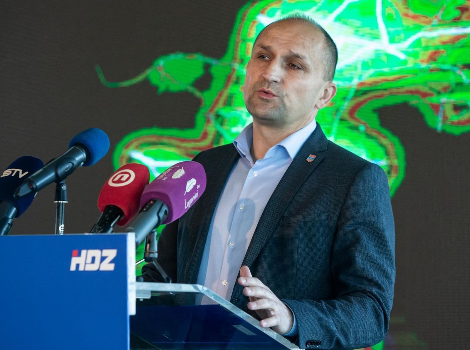 04.05.2021.,Osijek - Predstavljanje programa kandidata za osjeckog gradonacelnika i saborskog zastupnika Ivana Radica. Photo: Davor Javorovic/PIXSELL