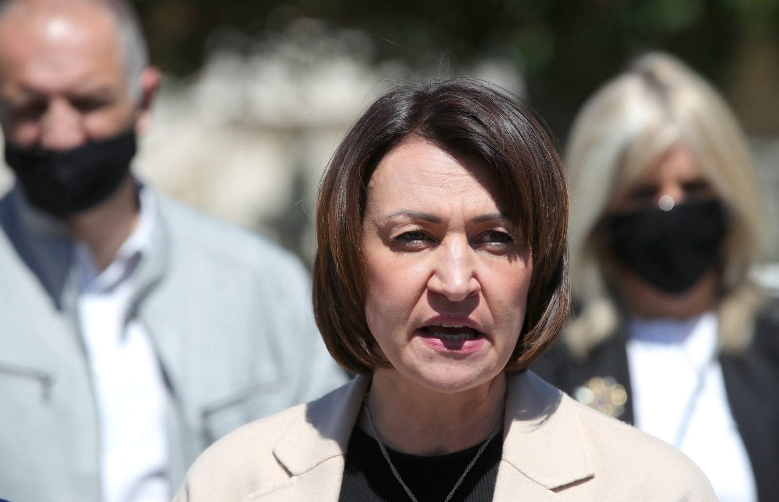 04.05.2021., Zagreb - Trg Republike Hrvatske. Zamjenica gradonacelnika koja obnasa duznost gradonacelnika Grada Zagreba dr.sc. Jelena Pavicic Vukicevic odrzala je konferenciju za novinare na kojoj je predstavila rezultate II. Javnog poziva za podnosenje zahtjeva za dodjelu novcane pomoci za obnovu nekretnina ostecenih u potresu na podrucju Grada Zagreba. Photo: Sanjin Strukic/PIXSELL
