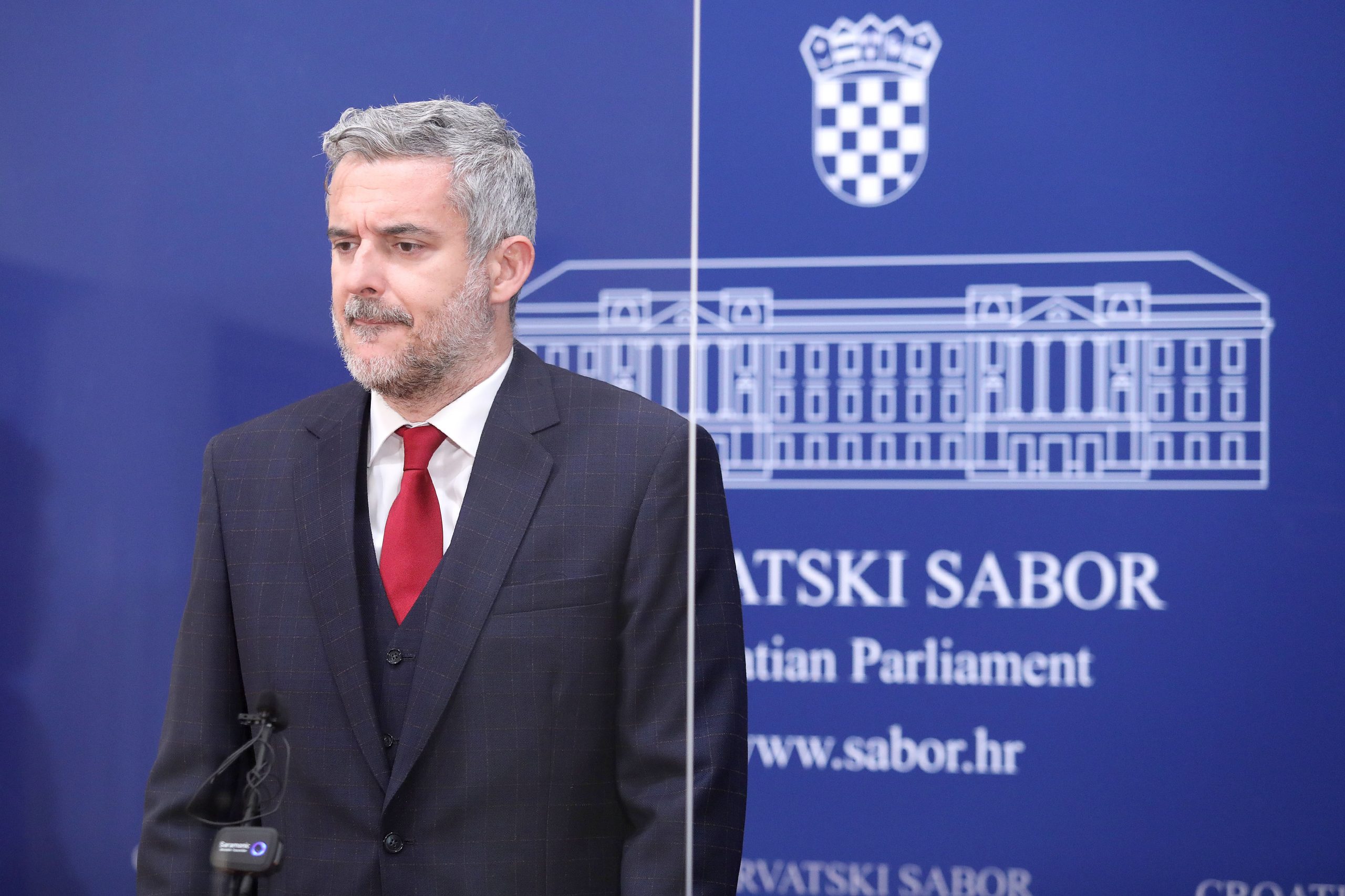 06.05.2021., Zagreb - Nino Raspudic na konferenciji za medije Kluba zastupnika Mosta odrzanoj u Saboru govorio je o aktualnim temama u zavrsnici kampanje. Photo: Patrik Macek/PIXSELL