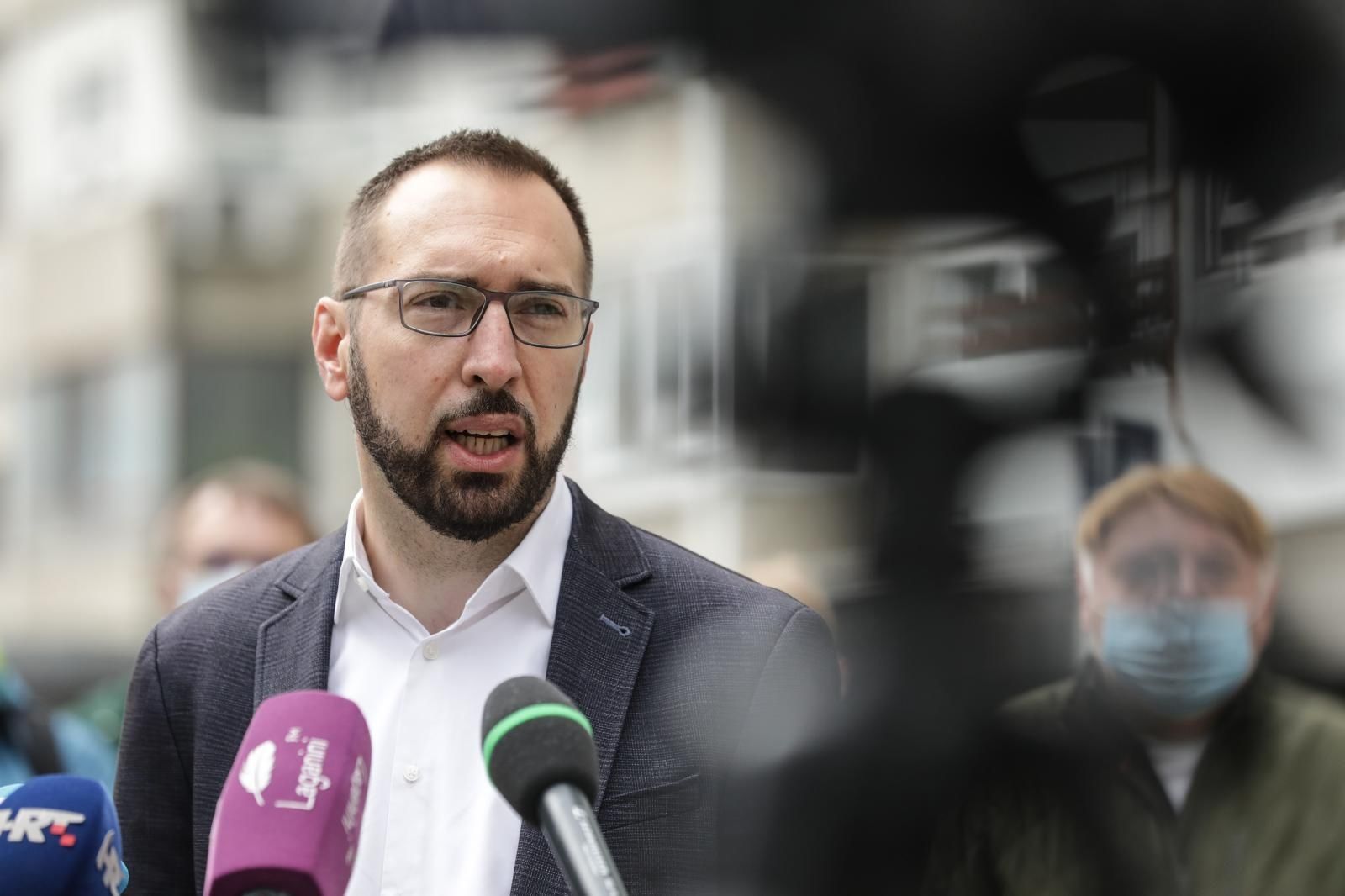 07.05.2021., Zagreb - Tomislav Tomasevic odrzao je konferenciju za medije na platou Mamutice na kojoj je predstavio programska rjesenja za promet u gradu Zagrebu. Photo: Robert Anic/PIXSELL