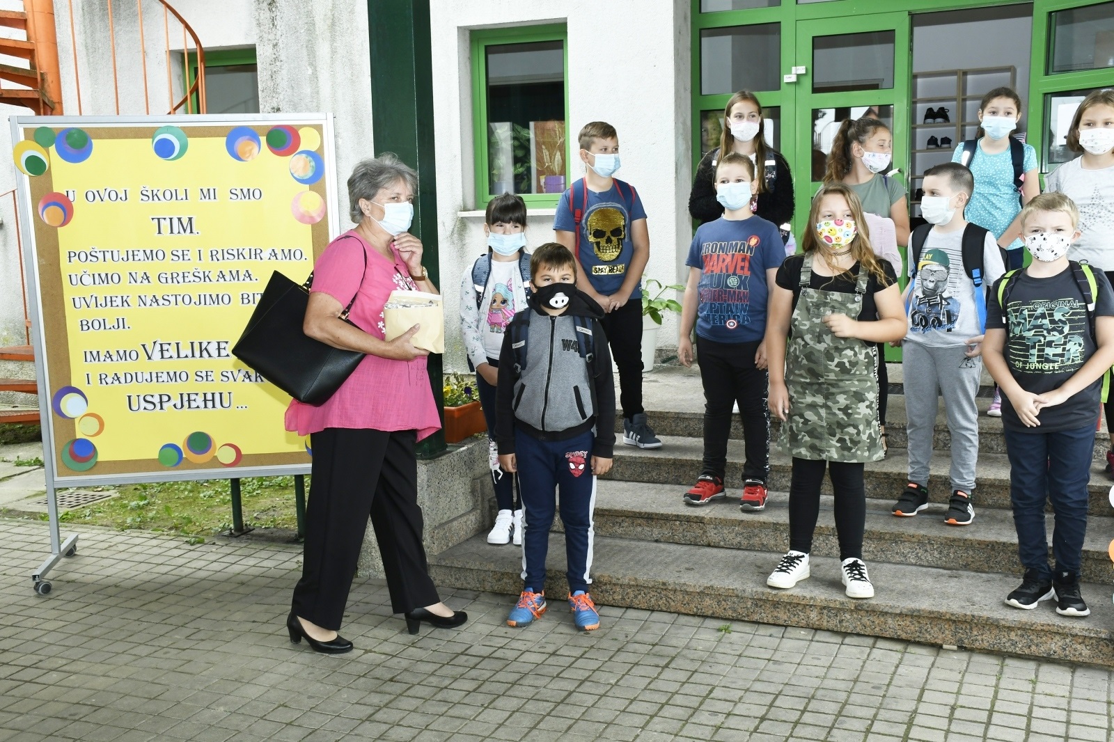 07.09.2020., Budasevo - Prvog dana nove skolske godine gradonacelnica Kristina Ikic Banicek posjetila je  OS Budasevo-Topolovac-Gusce.
Photo: Nikola Cutuk/PIXSELL