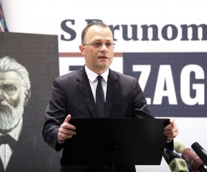08.05.2017., Zagreb - Potpredsjednik HDZ-a Zlatko Hasanbegovic odrzao je danas  konferenciju za medije na kojoj je obrazlozio zasto se kandidirao na listi Brune Esih. 
Photo: Patrik Macek/PIXSELL
