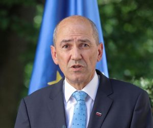 10.07.2020., Otocec ob Krki - Hrvatski premijer Andrej Plenkovic sastao se sa slovenskim kolegom Janezom Jansom. Teme sastanka su hrvatsko-slovenski odnosi i zajednicka borba protiv Covid-19. 
Photo: Tomislav Miletic/PIXSELL