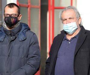 11.01.2021., Rijeka - Vatrogasci JVP Rijeka, volonteri Crvenog kriza i clanovi rijeckog HGSS-a sudjelovali su u pruzanju pomoci na podrucju Sisacko-moslavacke zupanije. Kandidati za gradonacelnika Marko Filipovic i Nikola Ivanis. 
Photo: Goran Kovacic/PIXSELL