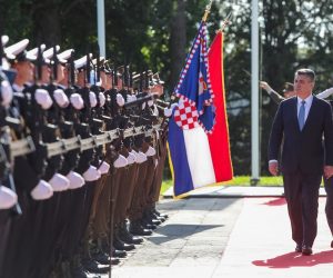 11.05.2021., Zagreb - Ured predsjednika, Zagreb - Predsjednik Republike i vrhovni zapovjednik Oruzanih snaga Republike Hrvatske urucio je odlikovanja prigodom obiljezavanja 30. obljetnice ustroja 2. gardijske brigade Gromovi. Predsjednik Republike Hrvatske Zoran Milanovic. 
Photo: Luka Stanzl/PIXSELL