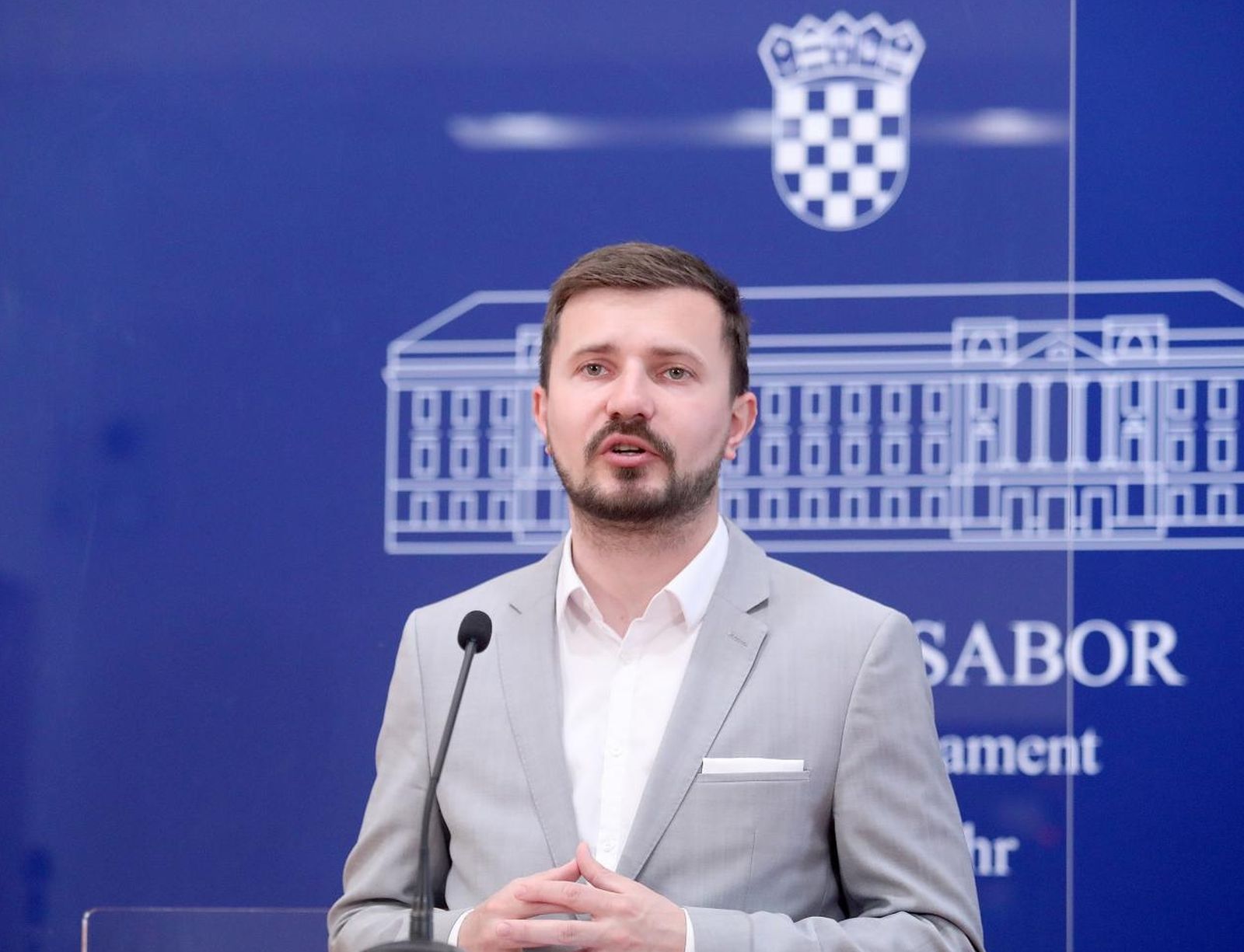 14.04.2021., Zagreb - Na konferenciji za medije zastupnik Davor Nadji govorio je o temi "Nacionalni plan oporavka i otpornosti".
Photo: Patrik Macek/PIXSELL
