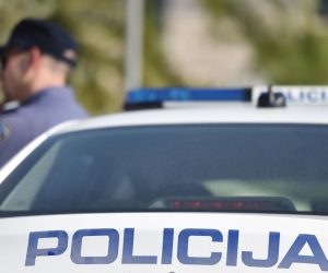 Vozila policije i vatrogasaca 14.10.2018., Vodice - Policija i vatrogasci

Photo: Hrvoje Jelavic/PIXSELL